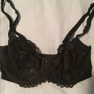 Victoria’s Secret Unlined Demi Lace Bra. 34DD